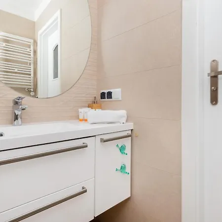 Amber Old Town By Renters *