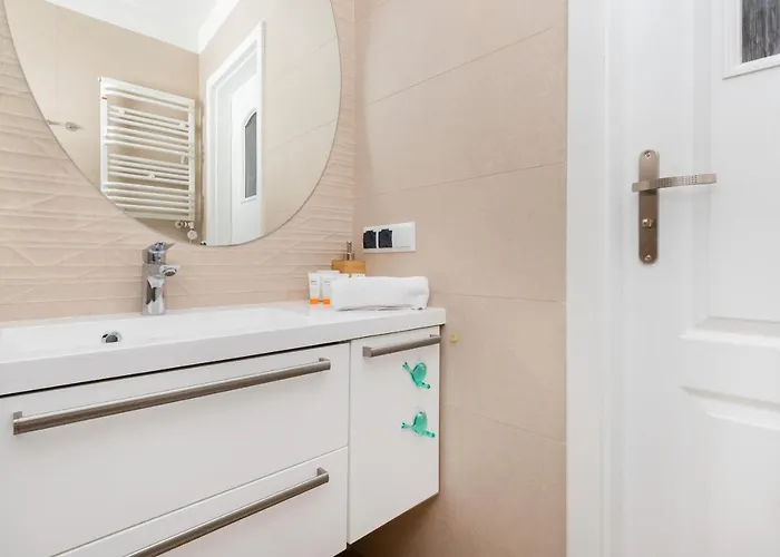 Amber Old Town By Renters *